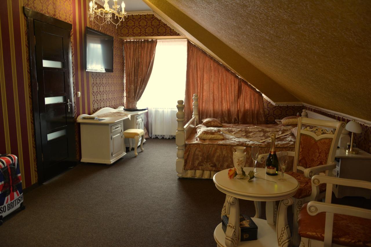 Golden Palace Dubove Exterior foto