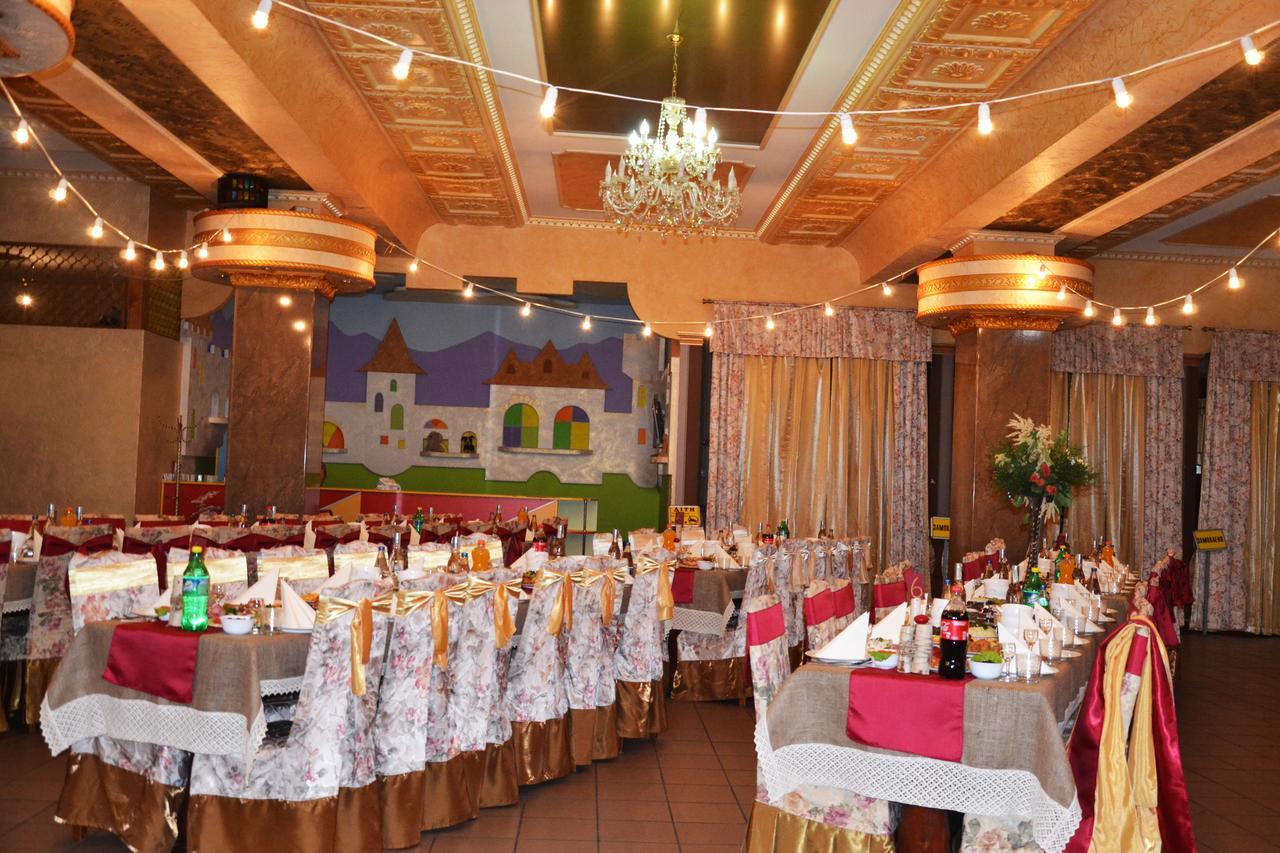 Golden Palace Dubove Exterior foto